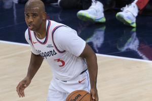 南村群童欺我老无力！保罗弧顶挡拆球被直接捅掉 贝恩笑纳快攻